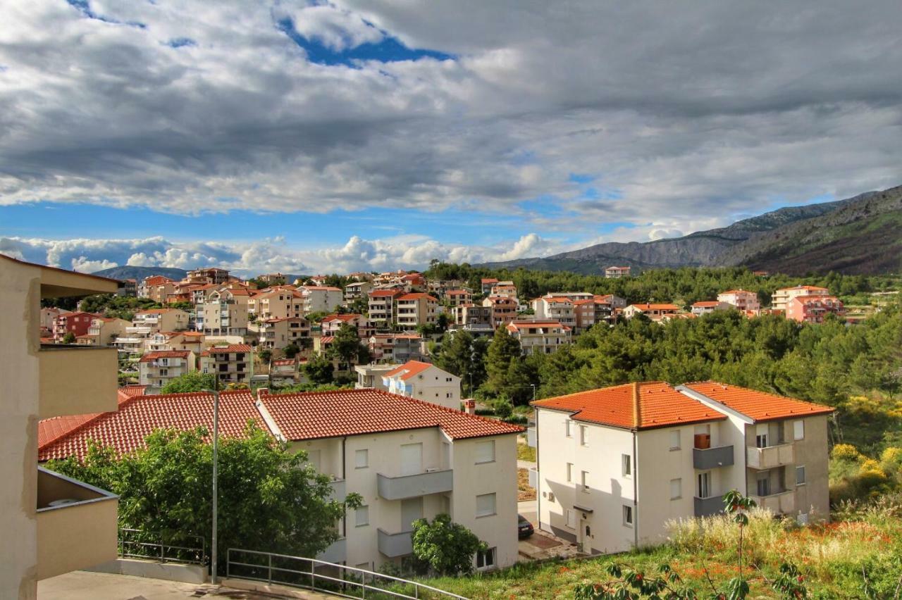Apartments Filip Podstrana Luaran gambar